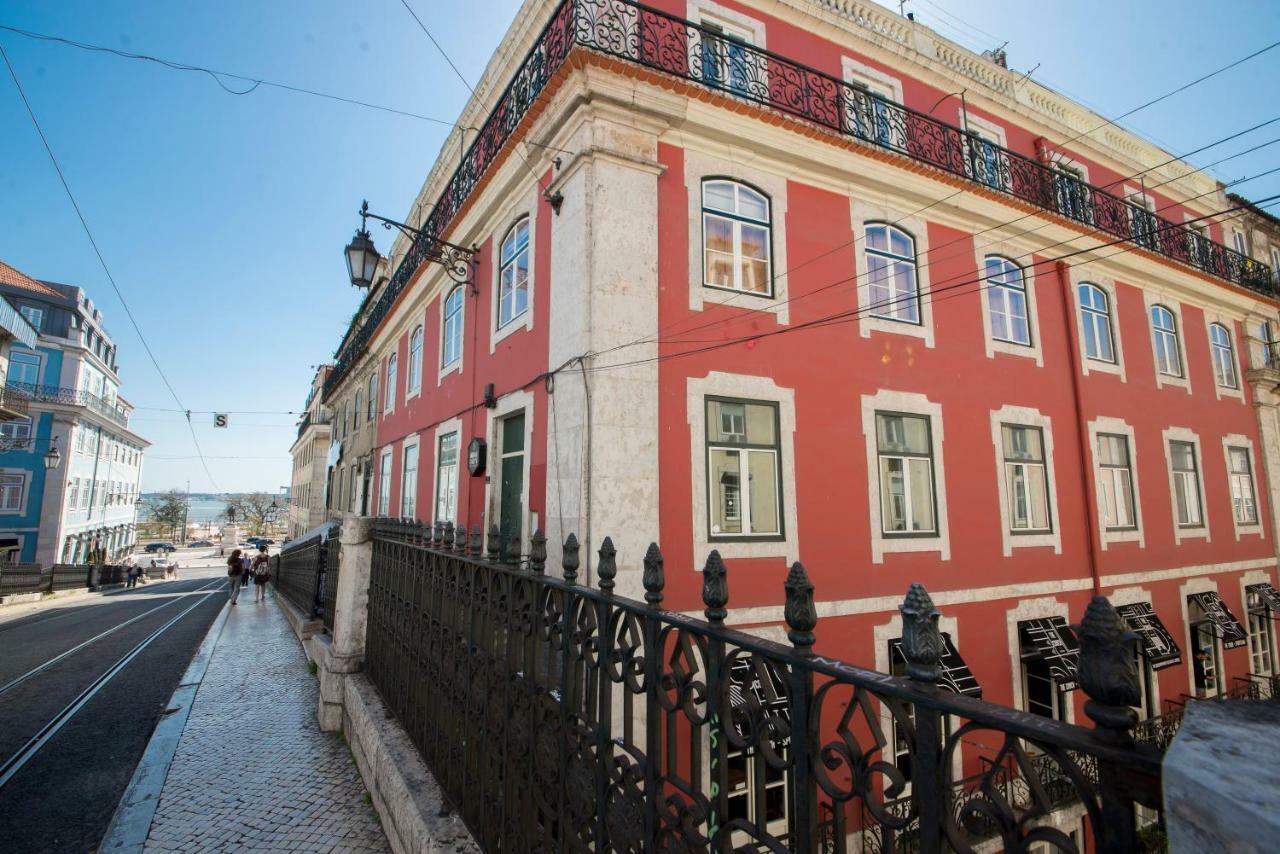 Apartment A Captivating Close To River Tagus In Lisbon