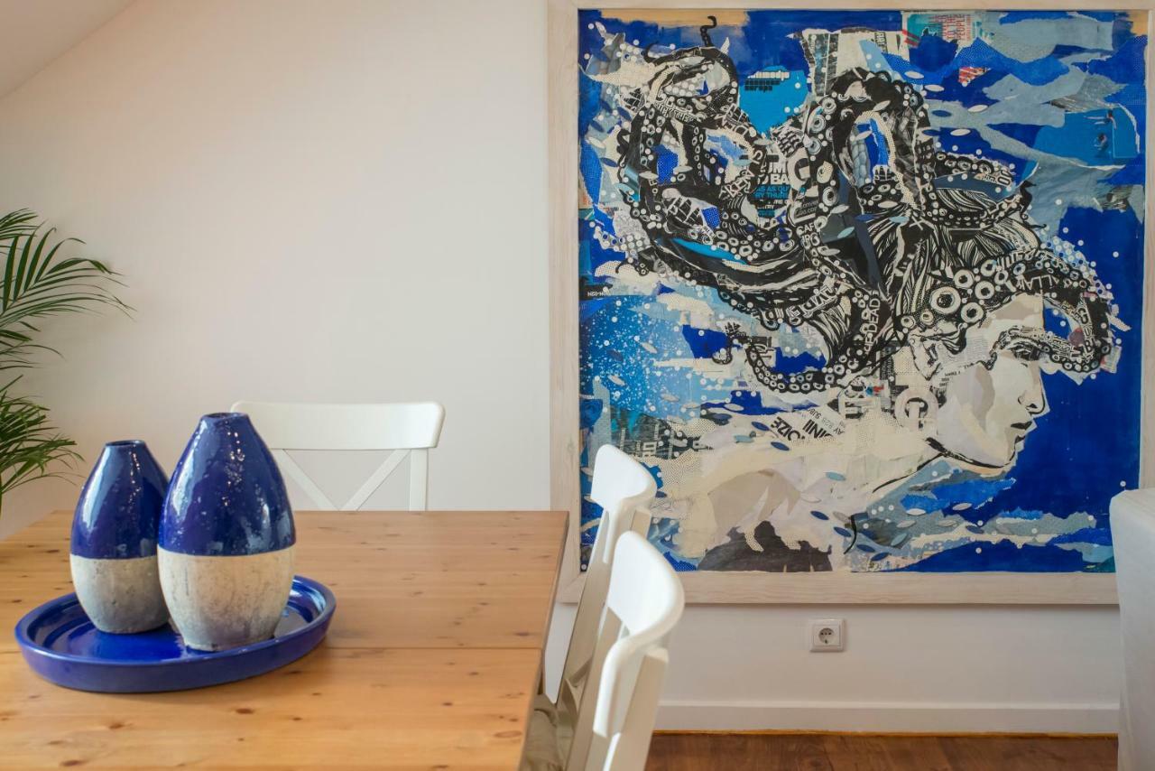 Apartment A Captivating Close To River Tagus In